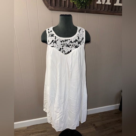 Knox Rose • Lace Top Cotton Dress - Picture 10 of 10